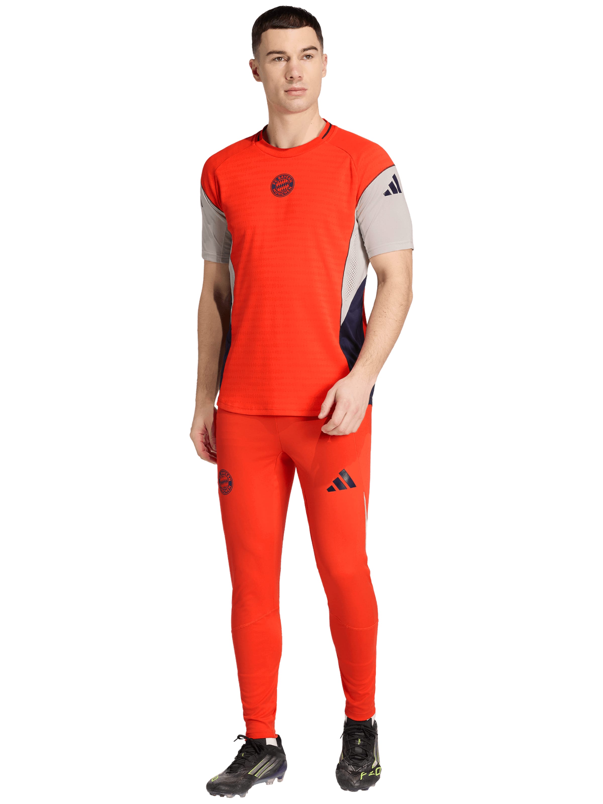 Adidas Performance Футболка Performance в красном цвете
Adidas Performance Футболка Performance в красном цвете