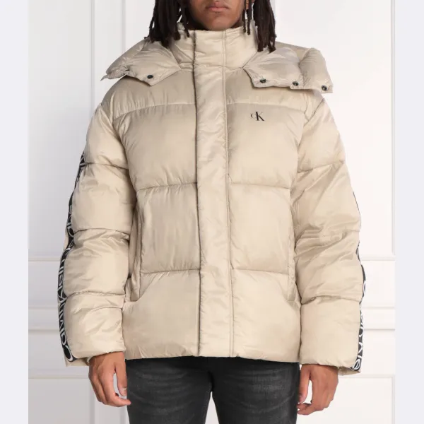 Куртка оверсайз Calvin Klein, бежевый
Куртка оверсайз Calvin Klein, бежевый