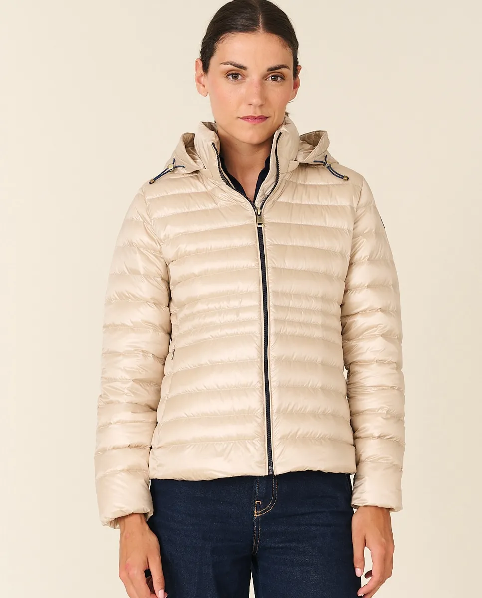 Женский пуховик с капюшоном, который можно снять Henry Arroway, золотой
Женский пуховик с капюшоном, который можно снять Henry Arroway, золотой