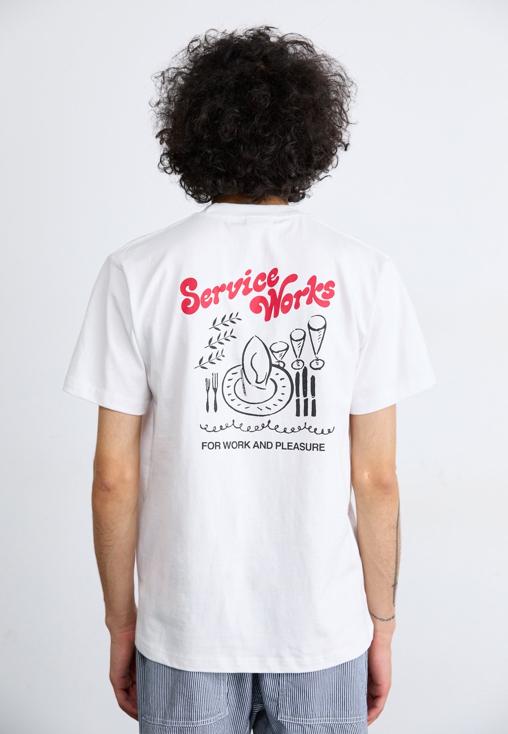 Футболка с принтом WORK + PLEASURE TEE Service Works, белый
Футболка с принтом WORK + PLEASURE TEE Service Works, белый