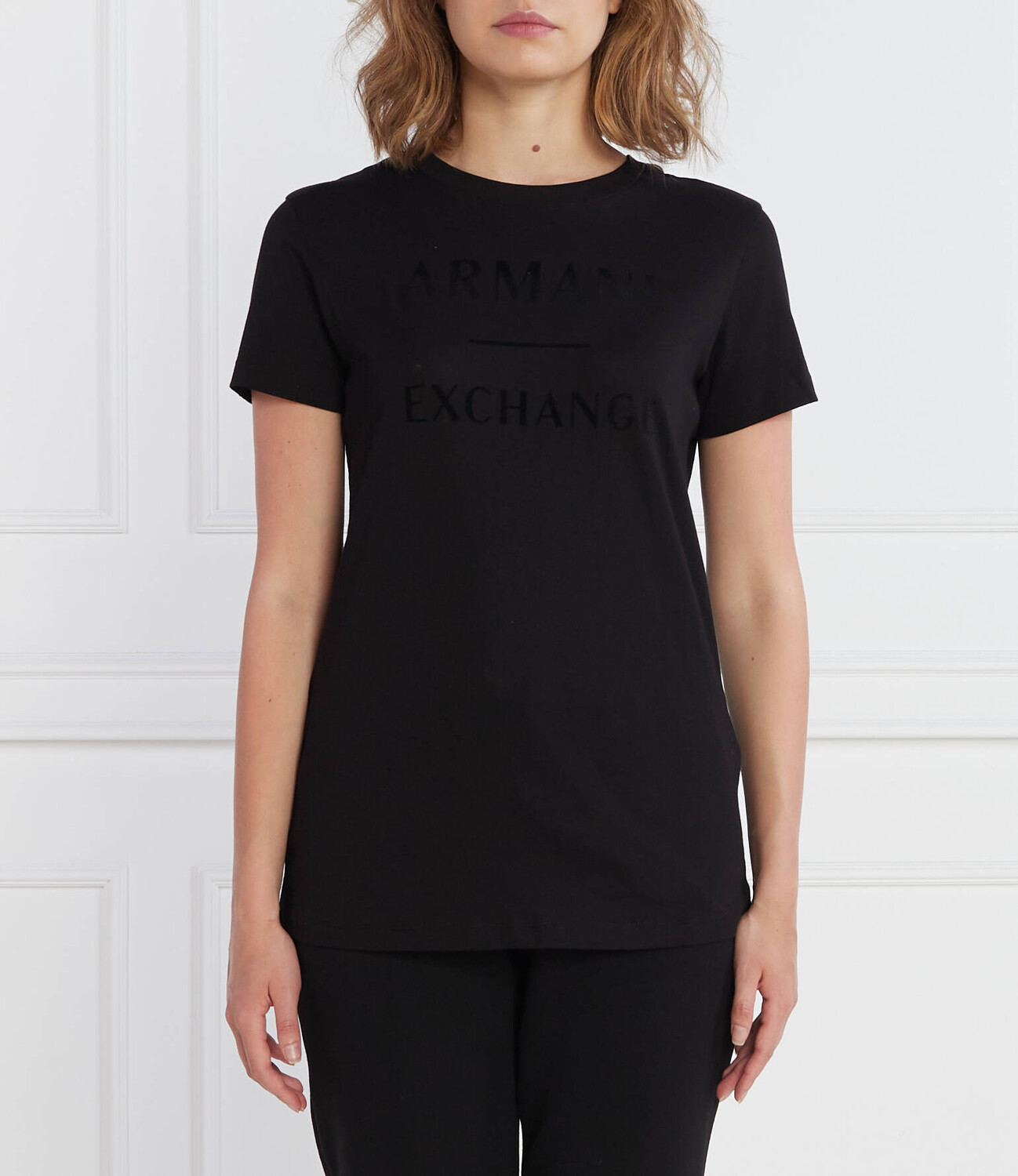 Футболка Armani Exchange Regular Fit, черный
Футболка Armani Exchange Regular Fit, черный