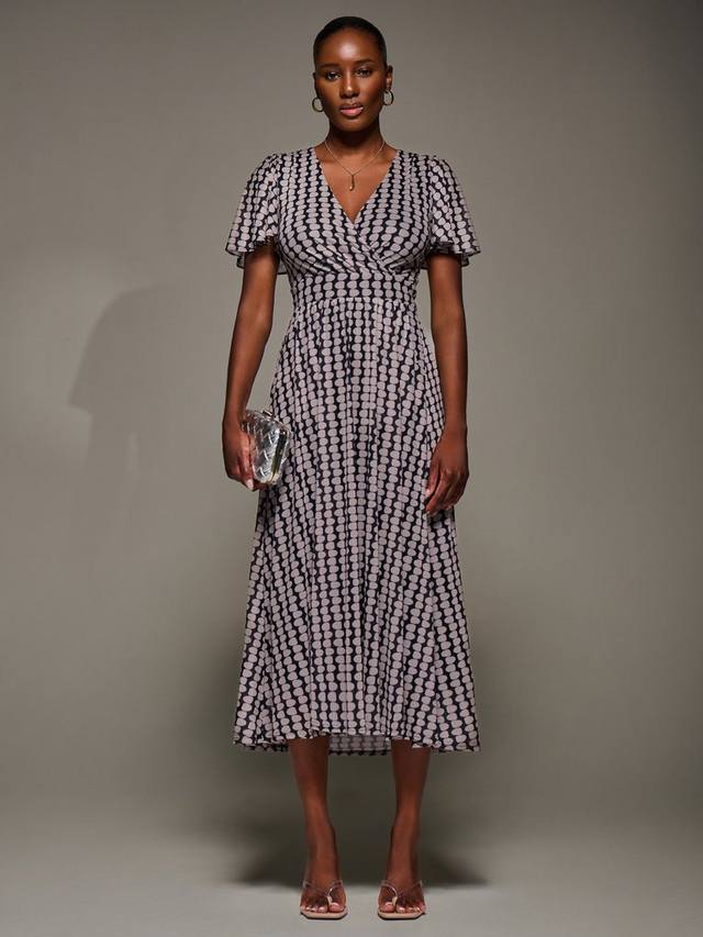 Геометрическое короткое платье с рукавами из сетки Jolie Moi, Black/Multi
Геометрическое короткое платье с рукавами из сетки Jolie Moi, Black/Multi