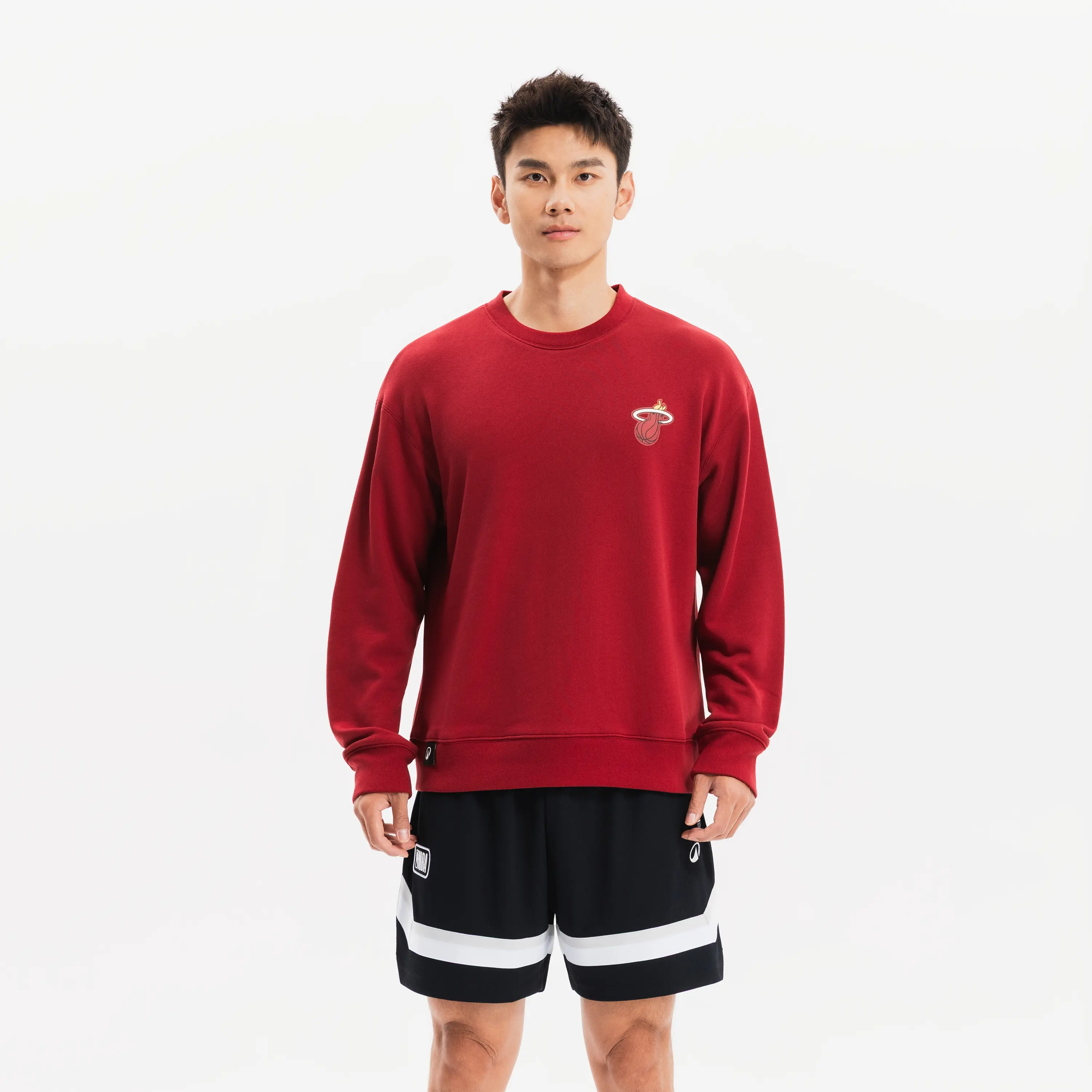 Унисекс баскетбольная худи Kipsta NBA Miami Heat красная
Унисекс баскетбольная худи Kipsta NBA Miami Heat красная