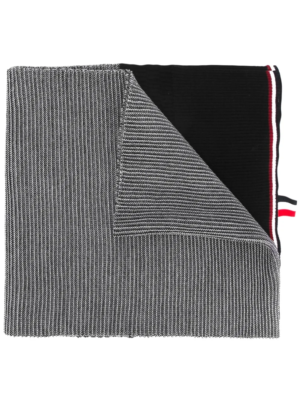 Шарф в рубчик THOM BROWNE, черный
Шарф в рубчик THOM BROWNE, черный