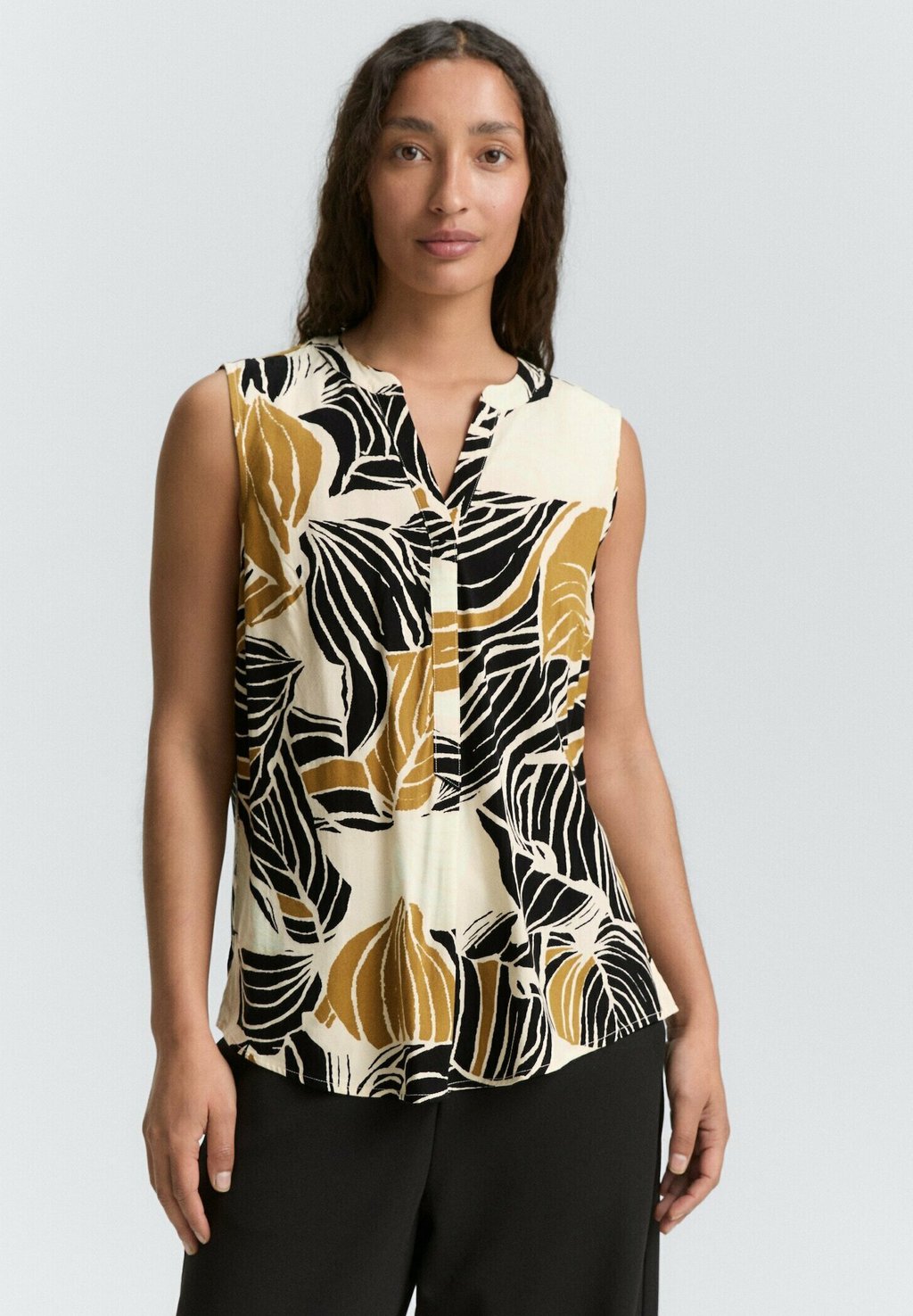 Блуза MIT MUSTER - Top TOM TAILOR, бежевый
Блуза MIT MUSTER - Top TOM TAILOR, бежевый