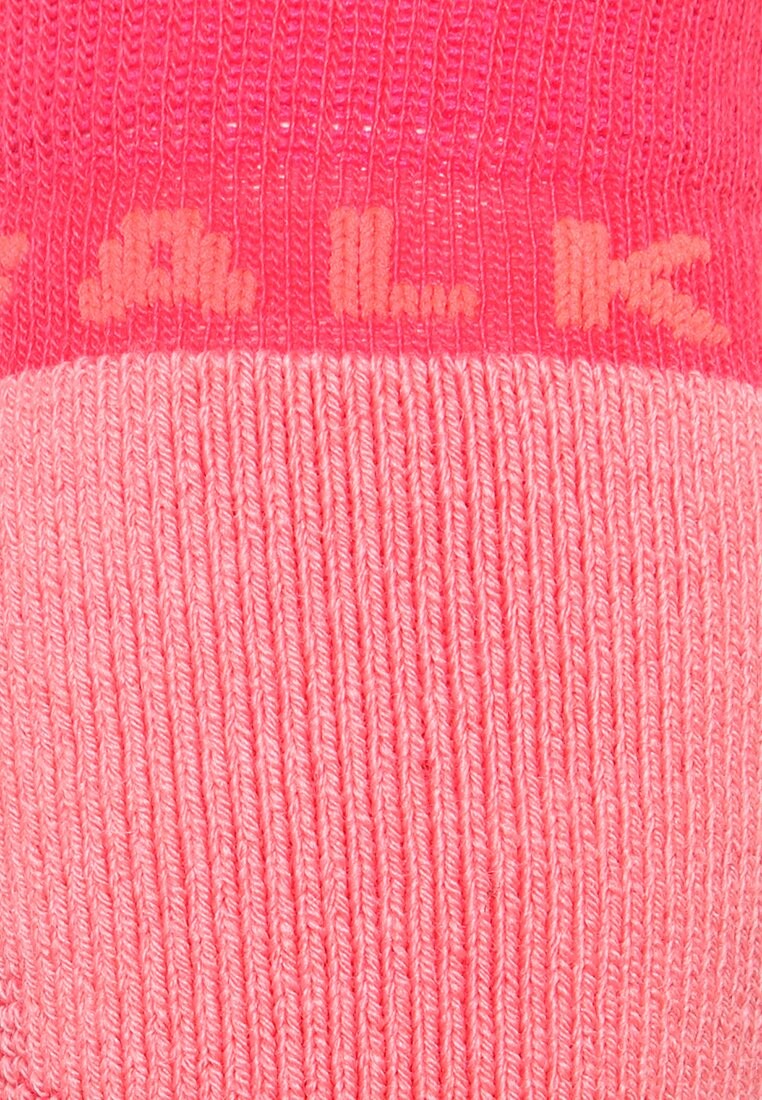 Гольфы SK2 INTERMEDIATE SKIING MEDIUM-STRONG CUSHIONED FALKE, розовый
Гольфы SK2 INTERMEDIATE SKIING MEDIUM-STRONG CUSHIONED FALKE, розовый