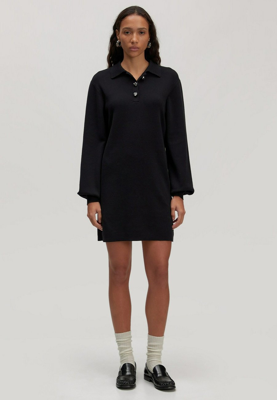 Платье EDITED JENI, Schwarz/Black
Платье EDITED JENI, Schwarz/Black