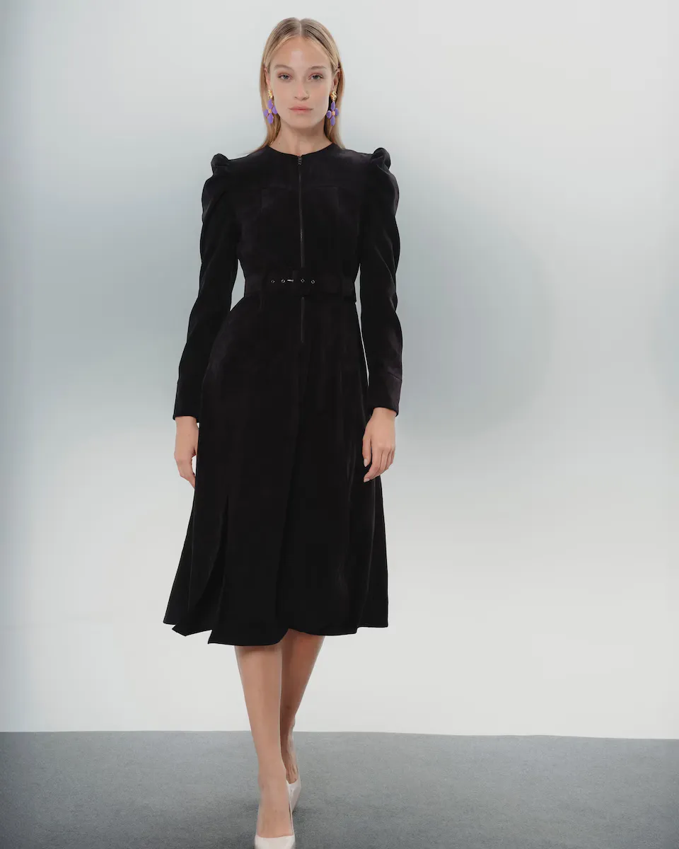 Миди-платье с буффами на рукавах Dolores Promesas, черный
Миди-платье с буффами на рукавах Dolores Promesas, черный