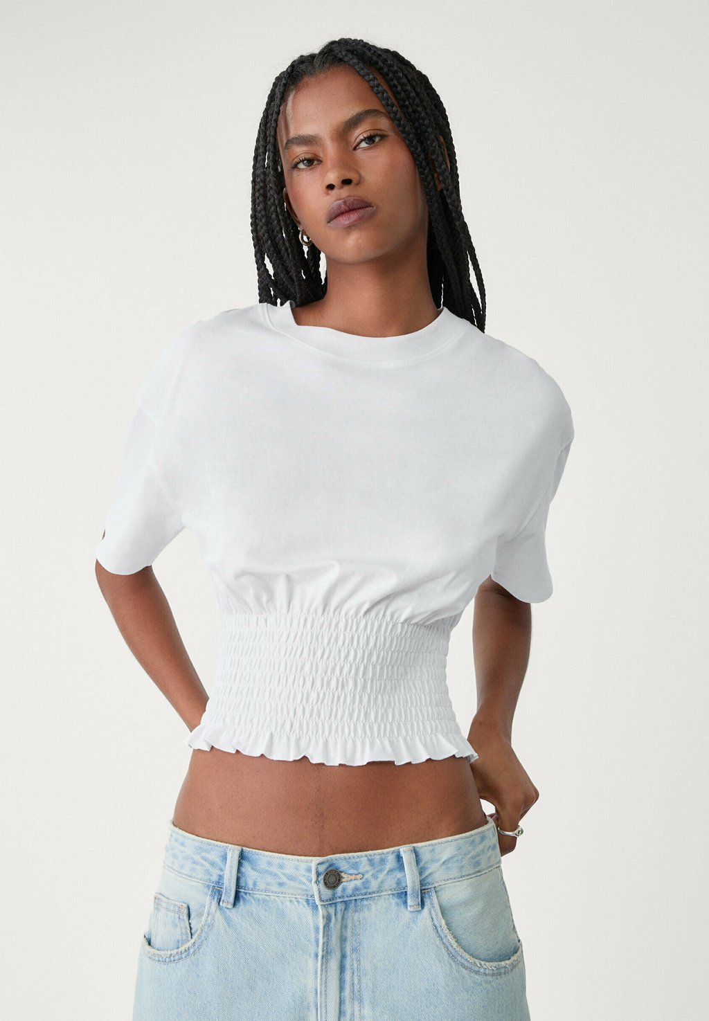 Блуза WITH GATHERED Stradivarius, белый 
Блуза WITH GATHERED Stradivarius, белый