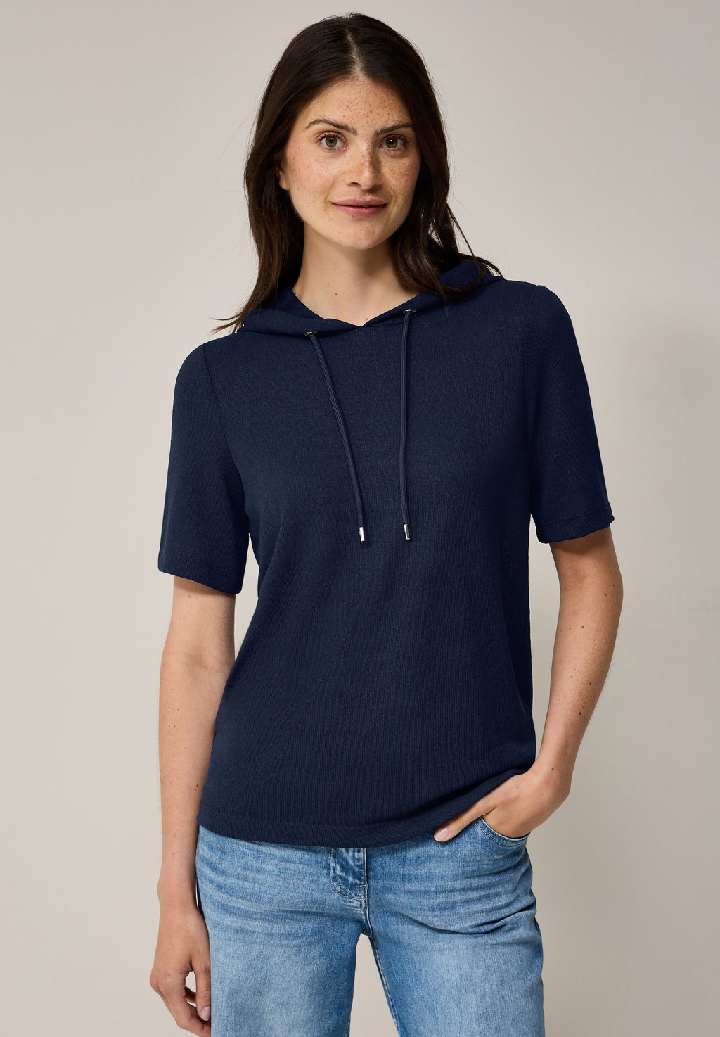 Футболка с принтом Cecil, темно-синий
Футболка с принтом Cecil, темно-синий