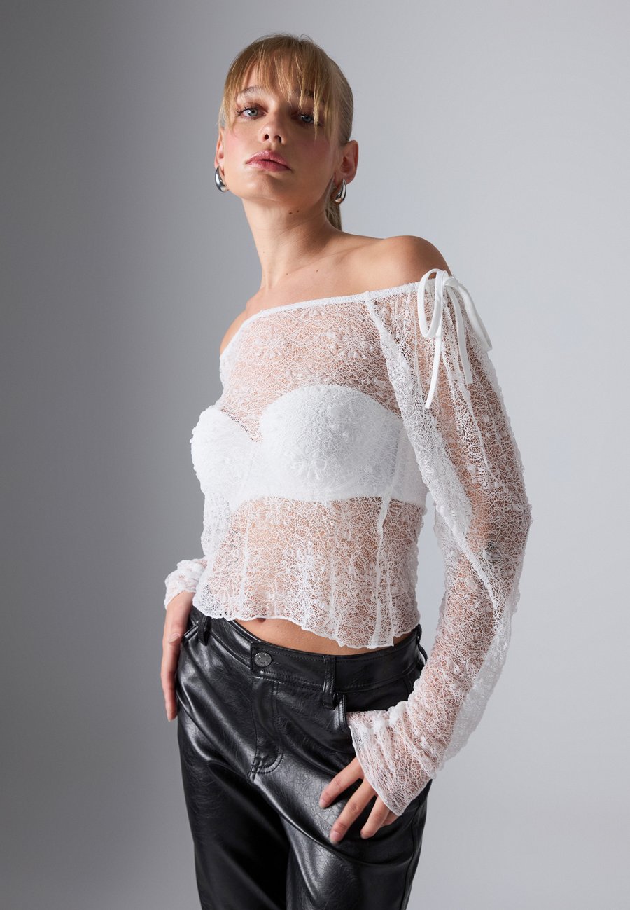 Топ Even&Odd Long sleeved top, Egret/Off-White
Топ Even&Odd Long sleeved top, Egret/Off-White