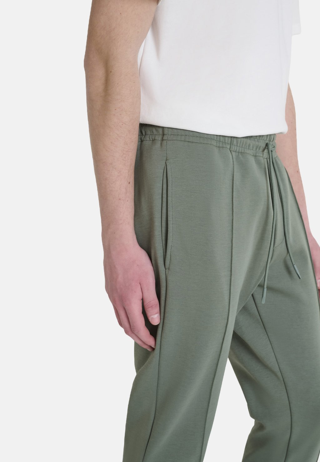 Спортивные брюки CARROT FIT IN INTERLOCK BLEND WITH LOGOED BADGE Antony Morato, зеленый
Спортивные брюки CARROT FIT IN INTERLOCK BLEND WITH LOGOED BADGE Antony Morato, зеленый