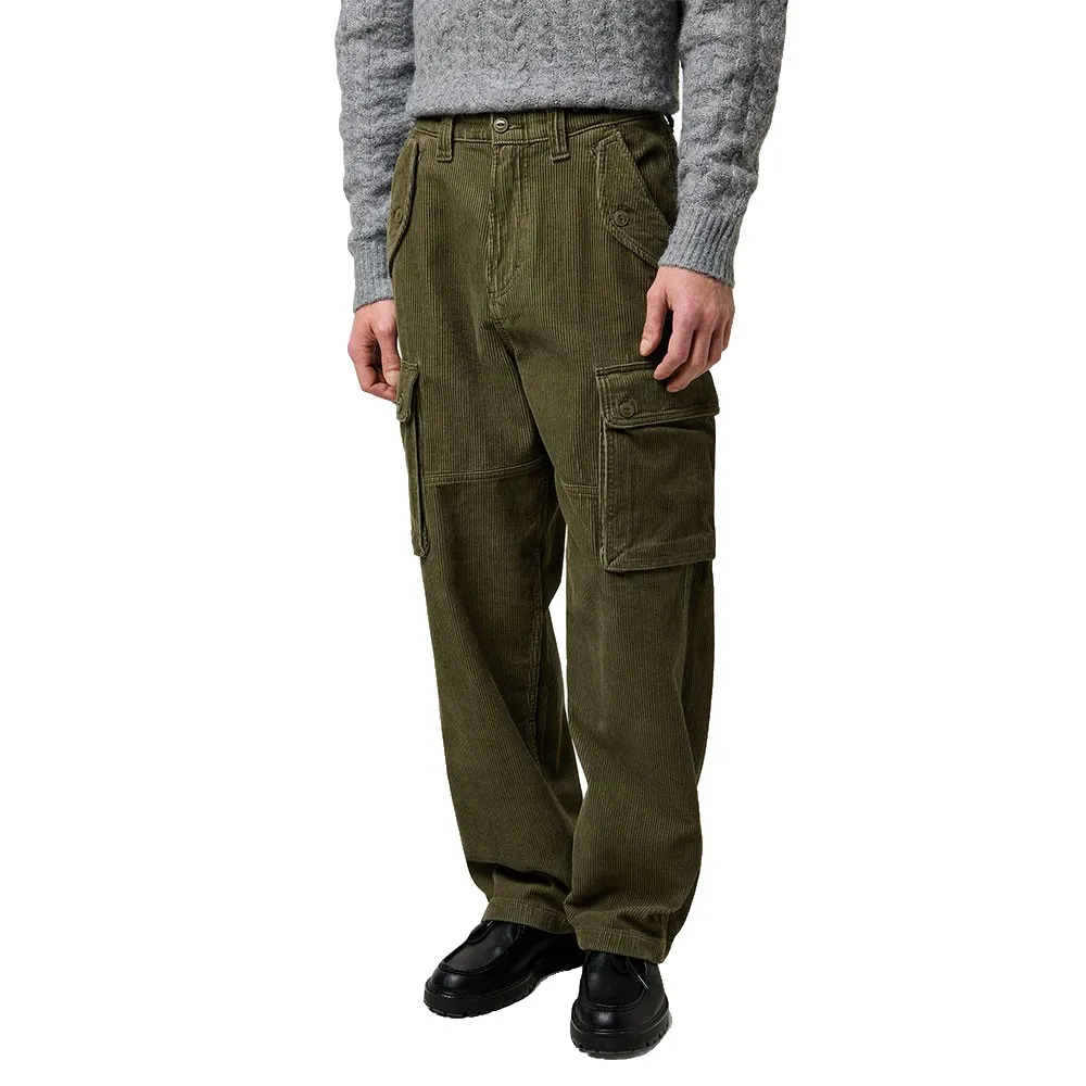 Брюки карго Wrangler CJ Loose Fit, зеленый
Брюки карго Wrangler CJ Loose Fit, зеленый