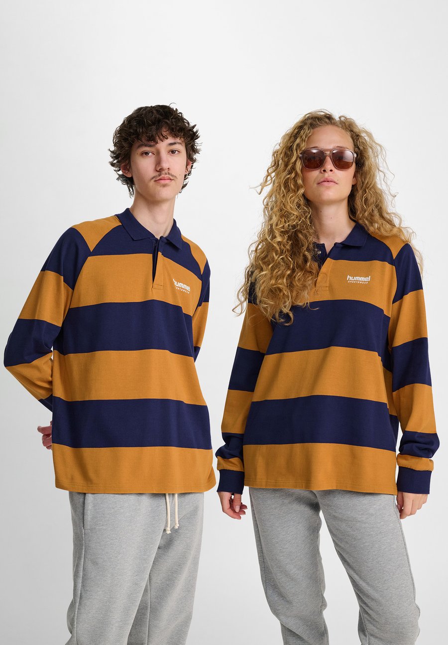 Поло Hummel LOOSE STRIPED, Astral Aura/Blue
Поло Hummel LOOSE STRIPED, Astral Aura/Blue