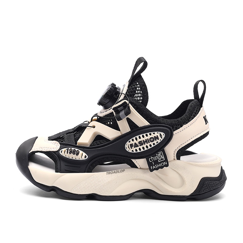 Легкие противоскользящие сандалии с амортизацией для детей TROADLOP, черный
Легкие противоскользящие сандалии с амортизацией для детей TROADLOP, черный