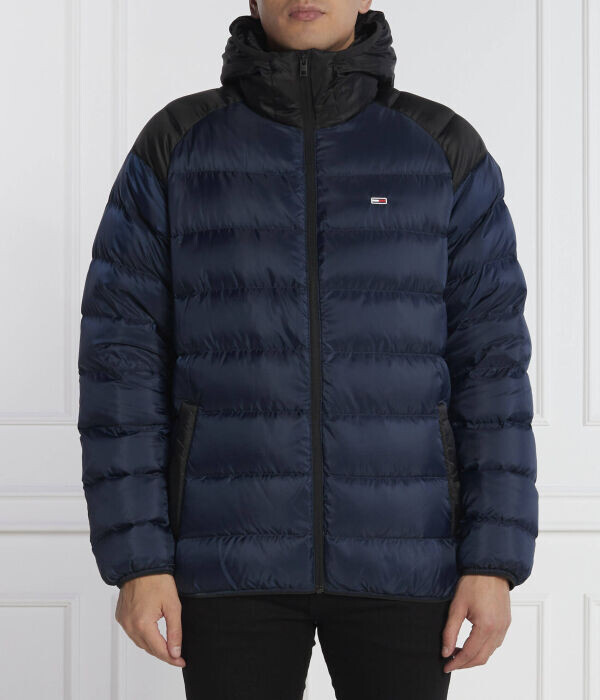 Пуховик мужской Tommy Jeans легкий, синий
Пуховик мужской Tommy Jeans легкий, синий