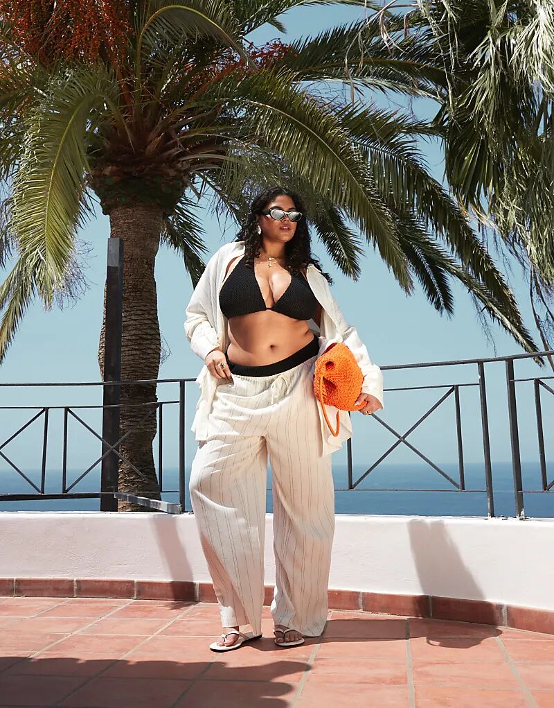 Пляжные брюки Curve Belle широкого кроя из льняной смеси в черно-белую полоску от ASOS DESIGN Asos Curve
Пляжные брюки Curve Belle широкого кроя из льняной смеси в черно-белую полоску от ASOS DESIGN Asos Curve