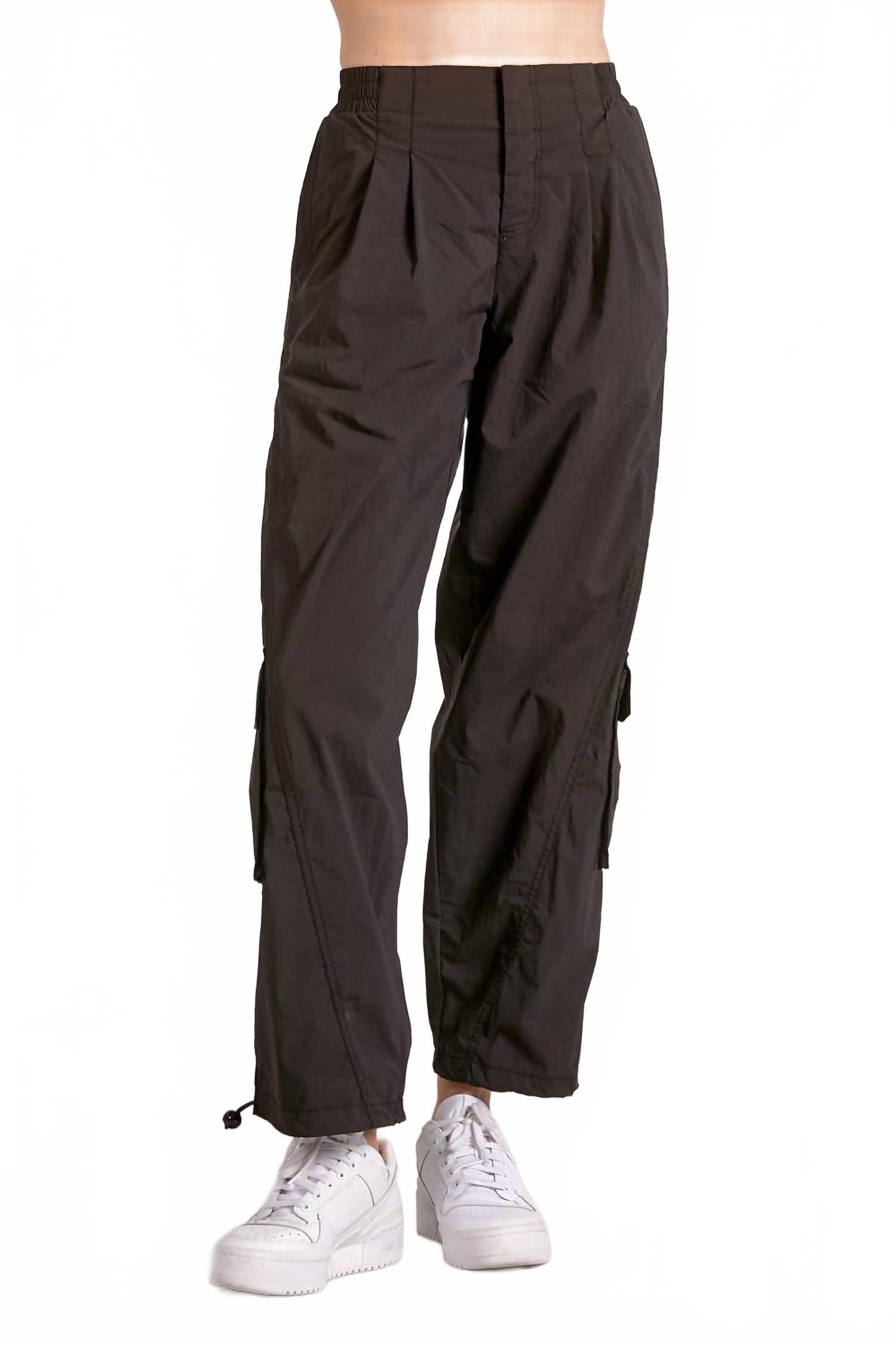 Черные карго-штаны ELAN
Черные карго-штаны ELAN