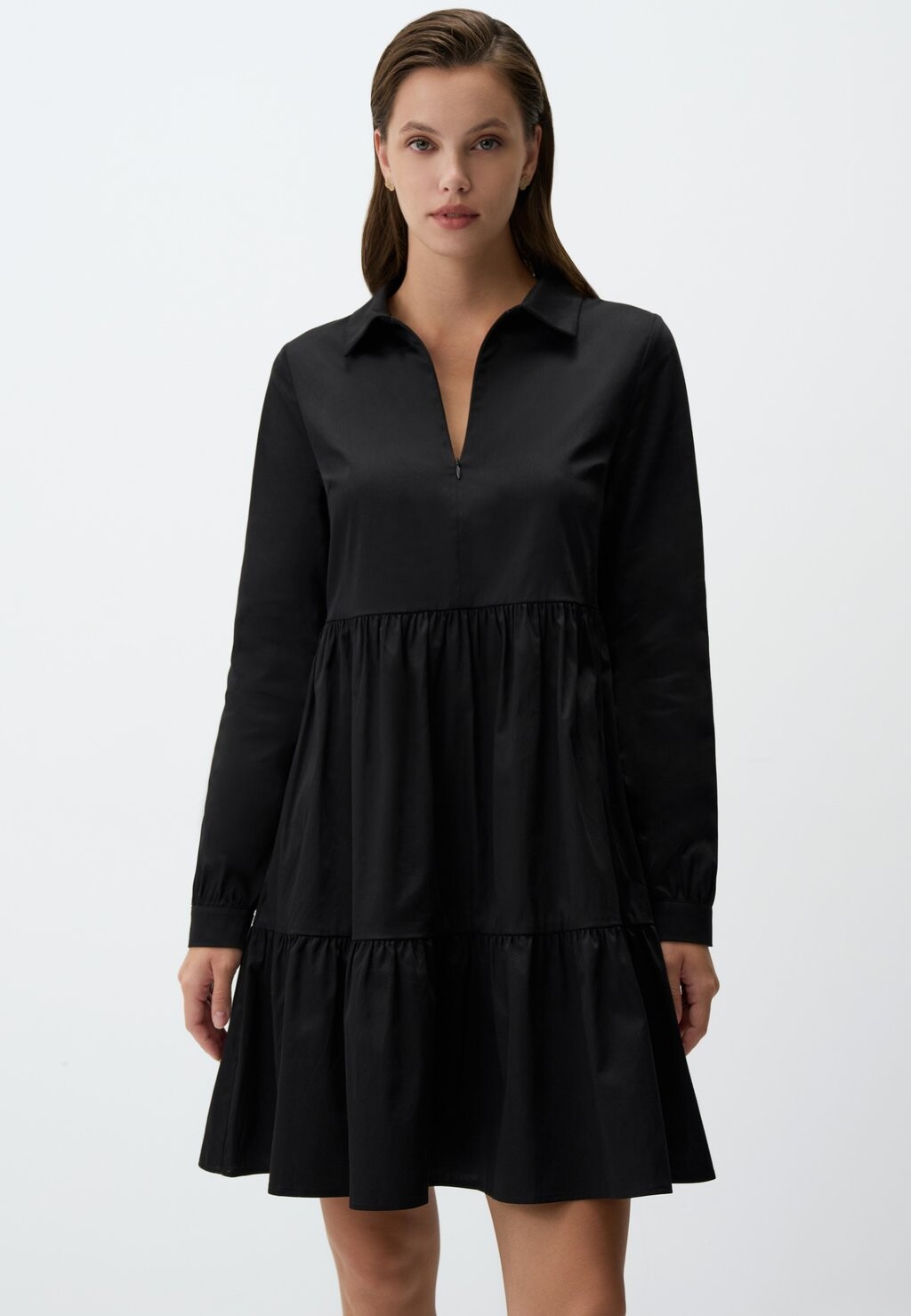 Повседневное платье TIERED MINI Jimmy Key, черный
Повседневное платье TIERED MINI Jimmy Key, черный