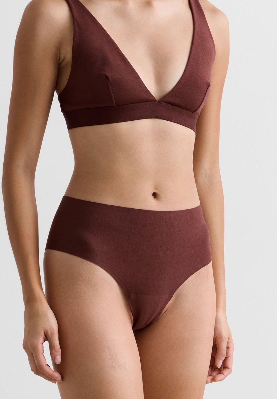 Брифы Erlich Textil BRAZIL CASUAL , Umbra/Brown
Брифы Erlich Textil BRAZIL CASUAL , Umbra/Brown