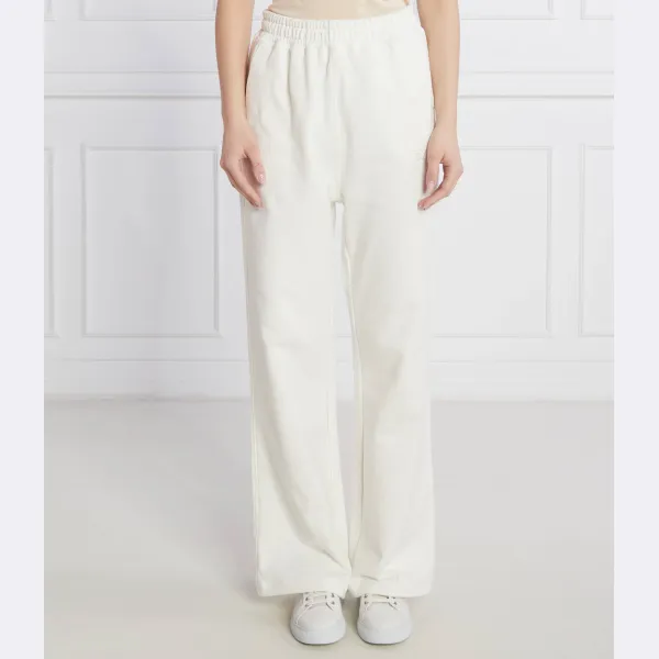 Спортивные брюки свободного кроя Tommy Hilfiger, белый
Спортивные брюки свободного кроя Tommy Hilfiger, белый