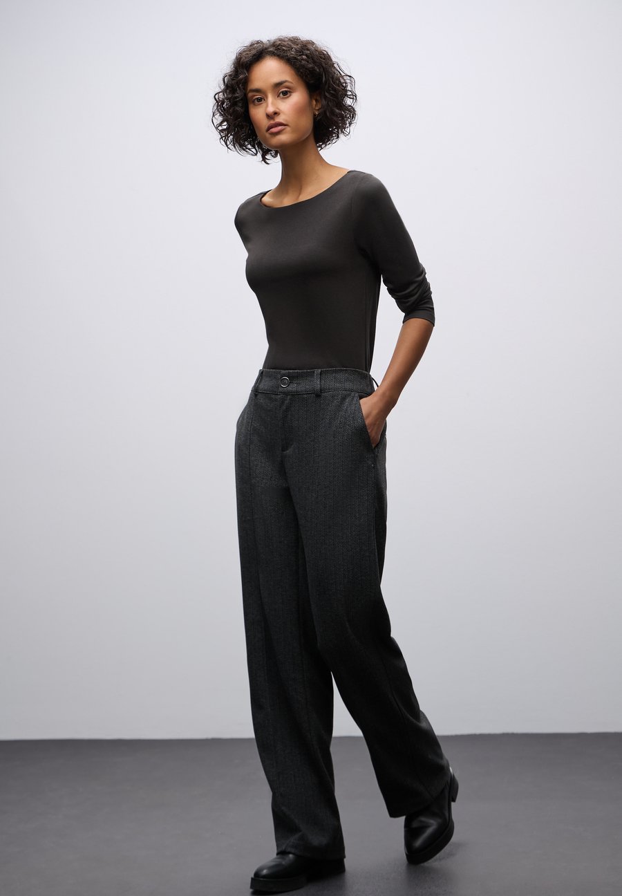 Топ Street One BASIC , Braun/Dark Brown
Топ Street One BASIC , Braun/Dark Brown