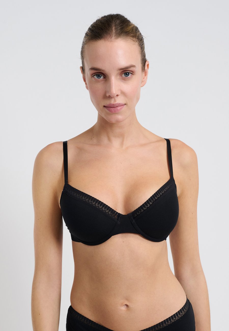 Бюстгальтер Etam HAPPILY, Black
Бюстгальтер Etam HAPPILY, Black