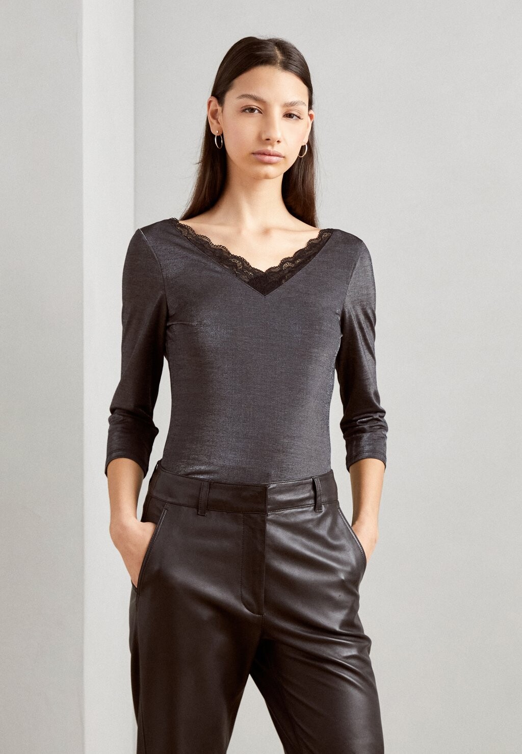 Футболка с длинным рукавом Anna Field, черная, Черный, Футболка с длинным рукавом Anna Field, черная 
Футболка с длинным рукавом Anna Field, черная, Черный, Футболка с длинным рукавом Anna Field, черная