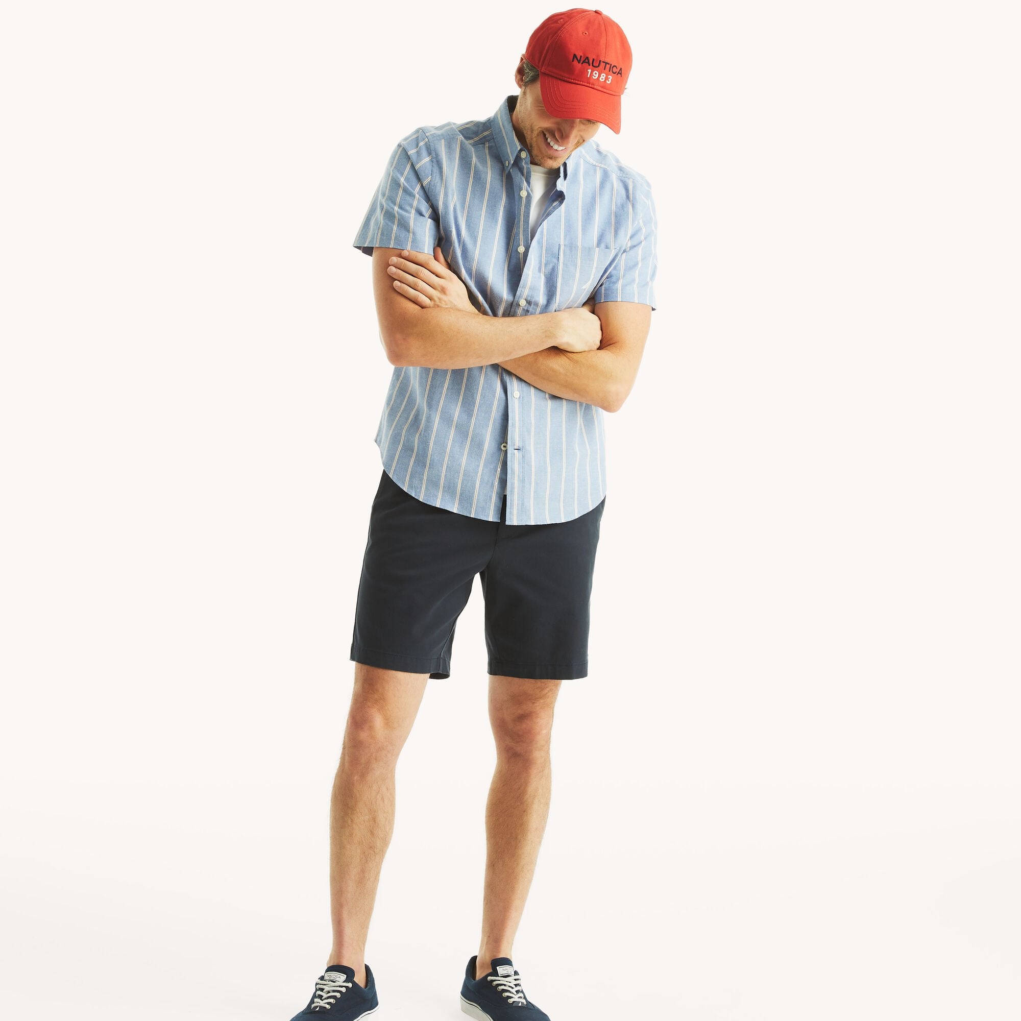 Мужская полосатая рубашка-оксфорд с коротким рукавом Nautica, цвет olympic blue
Мужская полосатая рубашка-оксфорд с коротким рукавом Nautica, цвет olympic blue