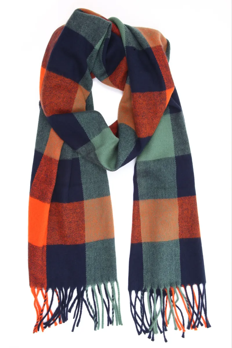 COLLEZIONE ALESSANDRO модный шарф "Chadia", в ярких зимних тонах, цвет морской волны
COLLEZIONE ALESSANDRO модный шарф "Chadia", в ярких зимних тонах, цвет морской волны