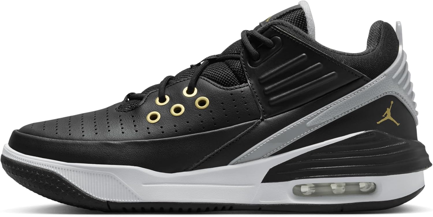 Баскетбольные кроссовки Nike Jordan Max Aura 5 мужские, Black/White/Wolf Grey/Metallic Gold-
Баскетбольные кроссовки Nike Jordan Max Aura 5 мужские, Black/White/Wolf Grey/Metallic Gold-