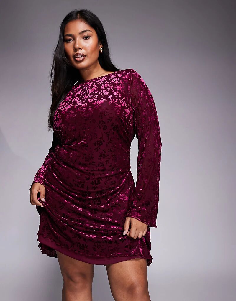 Мини-платье New Look Curve с флокированным узором бордового цвета
Мини-платье New Look Curve с флокированным узором бордового цвета