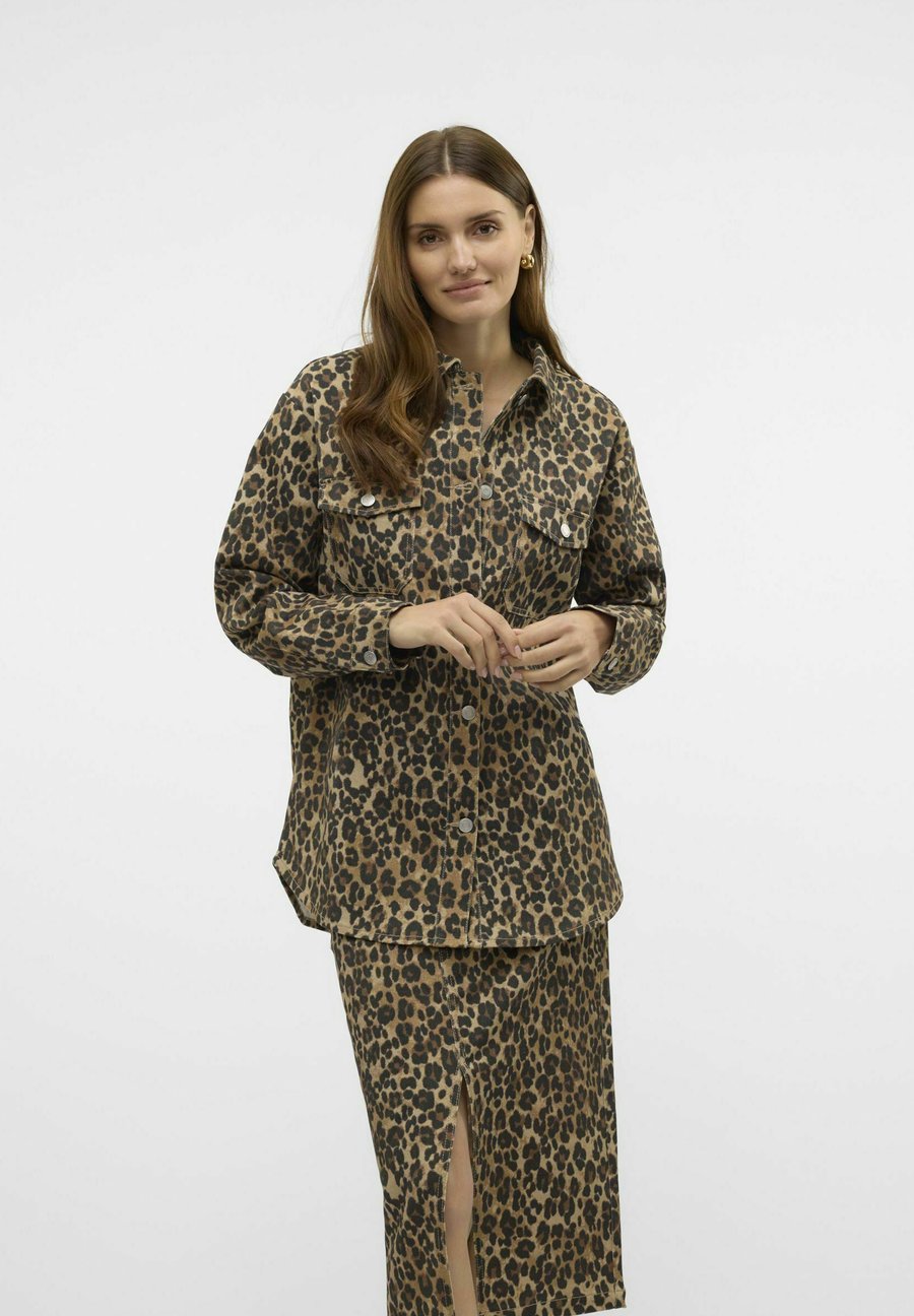 Блуза Vero Moda Button-down blouse, Tan
Блуза Vero Moda Button-down blouse, Tan