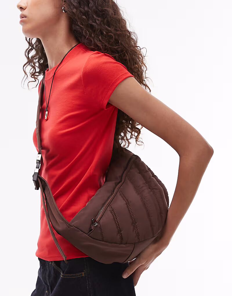 Сумка через плечо Cora из нейлона Topshop с передним карманом шоколадного цвета
Сумка через плечо Cora из нейлона Topshop с передним карманом шоколадного цвета