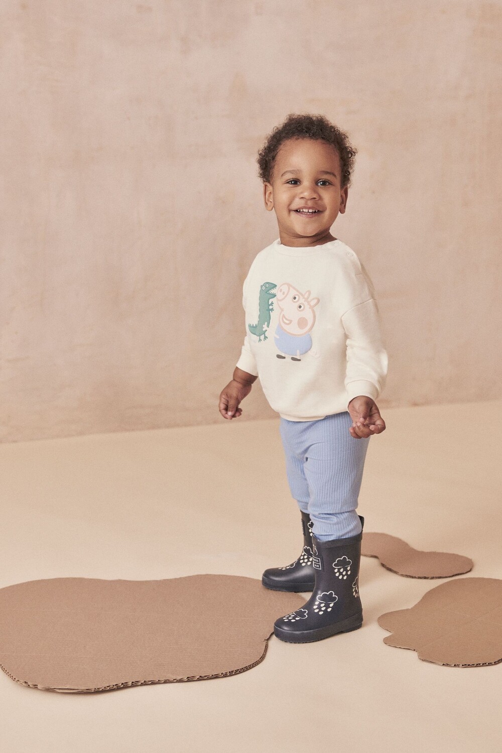 Толстовка оверсайз из органического хлопка «Свинка Пеппа Джордж» Mori, бежевый
Толстовка оверсайз из органического хлопка «Свинка Пеппа Джордж» Mori, бежевый