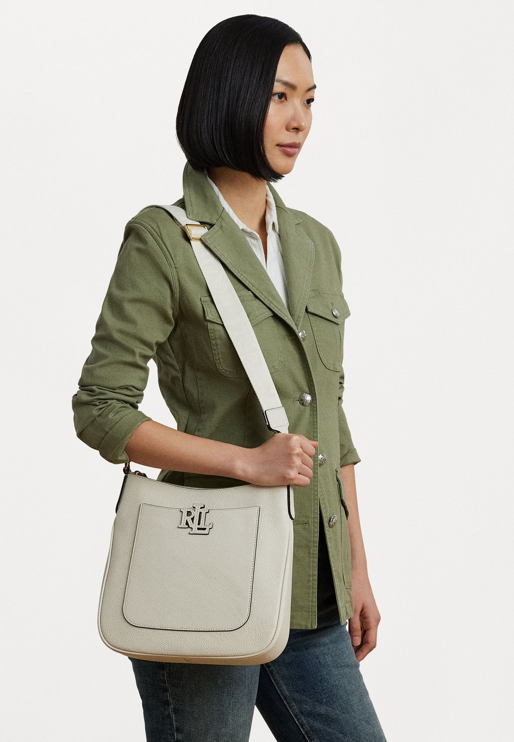 Сумка через плечо PEBBLED LEATHER LARGE CAMERYN CROSSBODY Lauren Ralph Lauren, слоновая кость
Сумка через плечо PEBBLED LEATHER LARGE CAMERYN CROSSBODY Lauren Ralph Lauren, слоновая кость