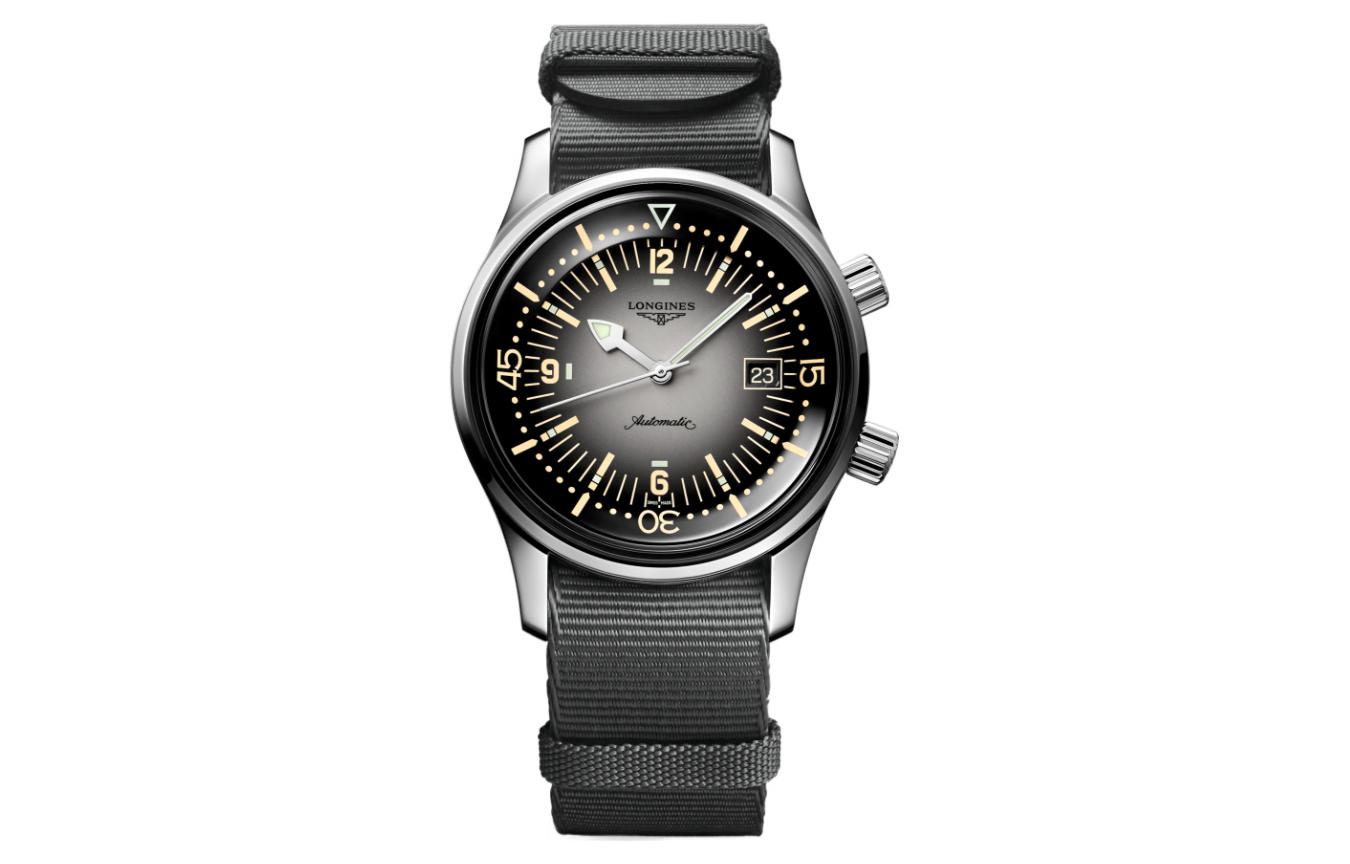 Мужские классические винтажные часы LONGINES
Мужские классические винтажные часы LONGINES