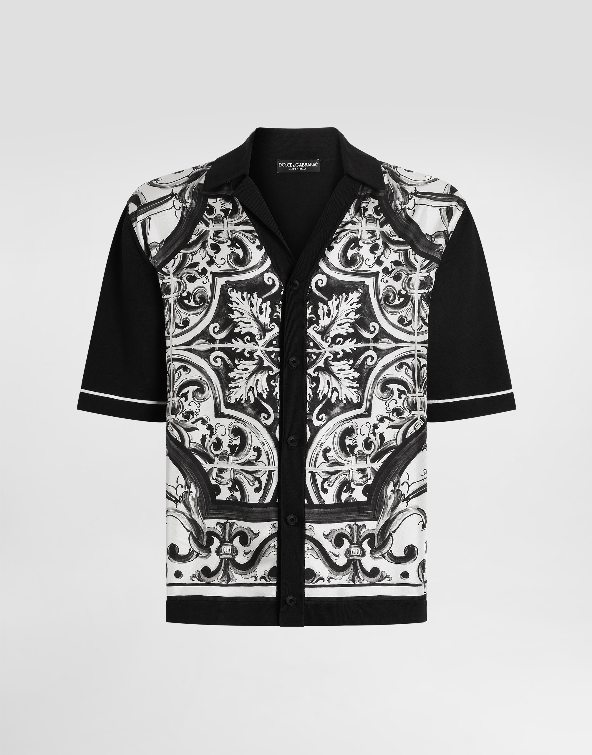 Оверсайз рубашка с принтом майолика Dolce & Gabbana, мультиколор
Оверсайз рубашка с принтом майолика Dolce & Gabbana, мультиколор