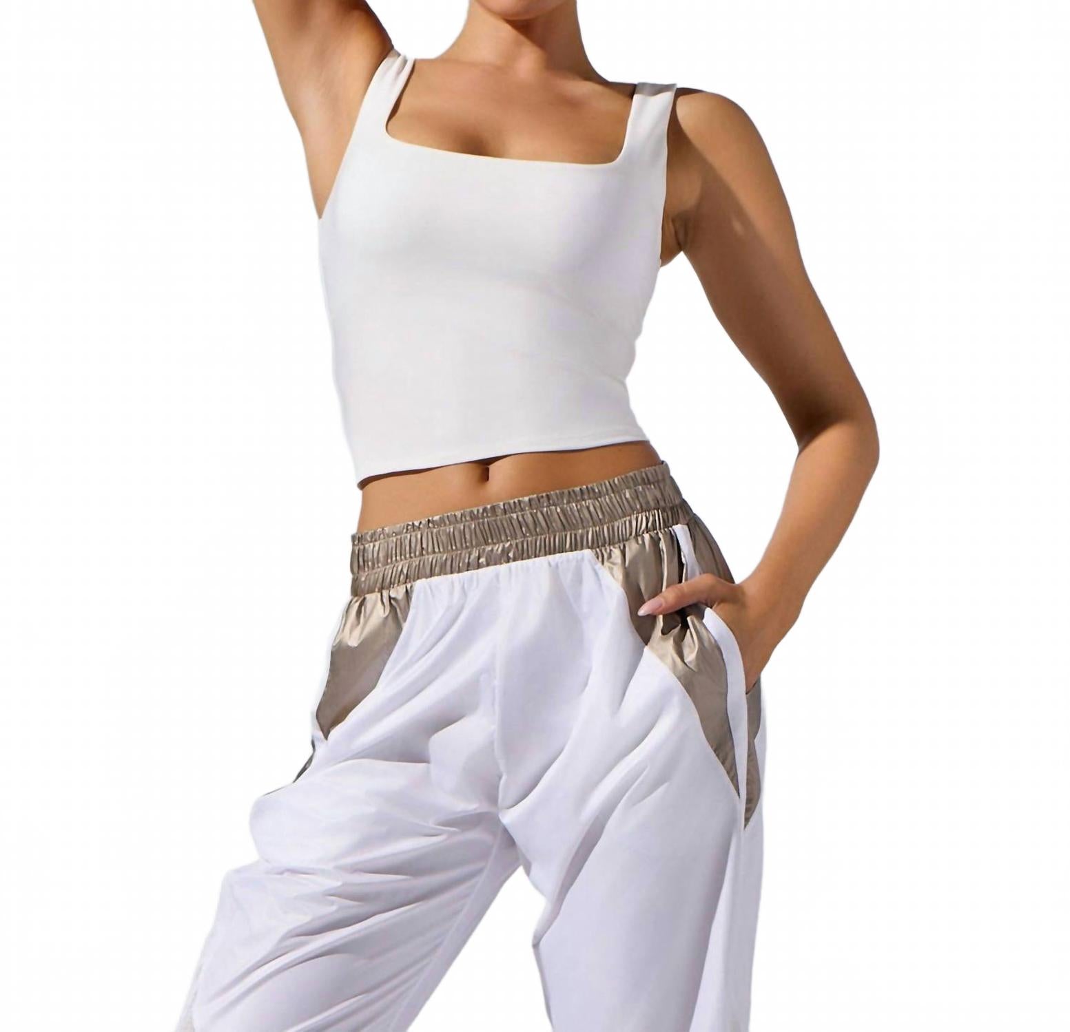 Топ Dalia в белом цвете Heroine Sport, белый
Топ Dalia в белом цвете Heroine Sport, белый