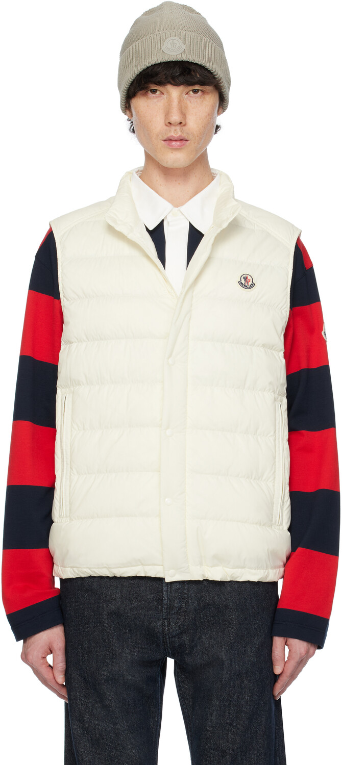 Жилет Barthe Down Vest от Off-White Moncler, Белый, Жилет Barthe Down Vest от Off-White Moncler
Жилет Barthe Down Vest от Off-White Moncler, Белый, Жилет Barthe Down Vest от Off-White Moncler
