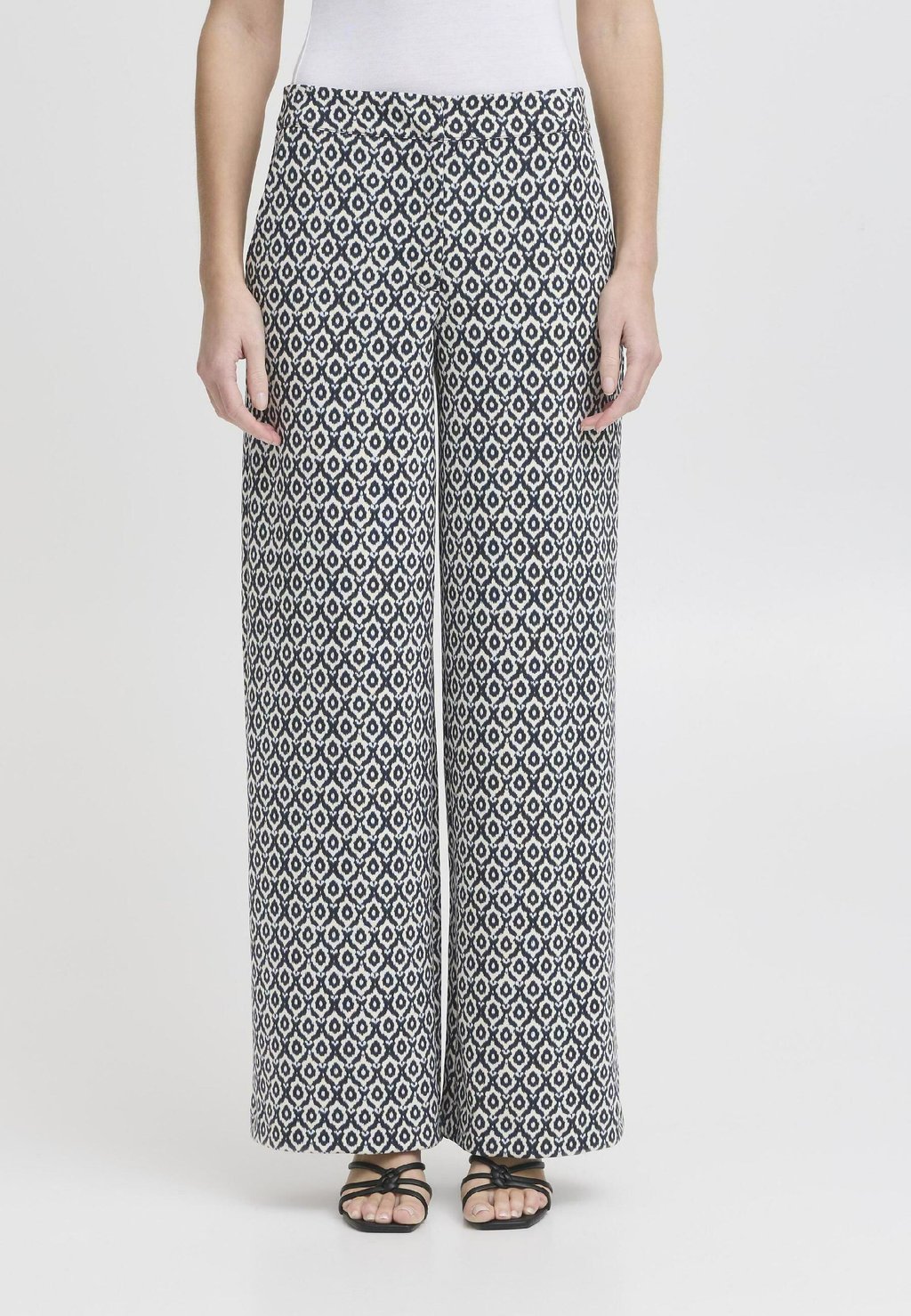 Брюки IHKATE ICHI, темно-синий
Брюки IHKATE ICHI, темно-синий