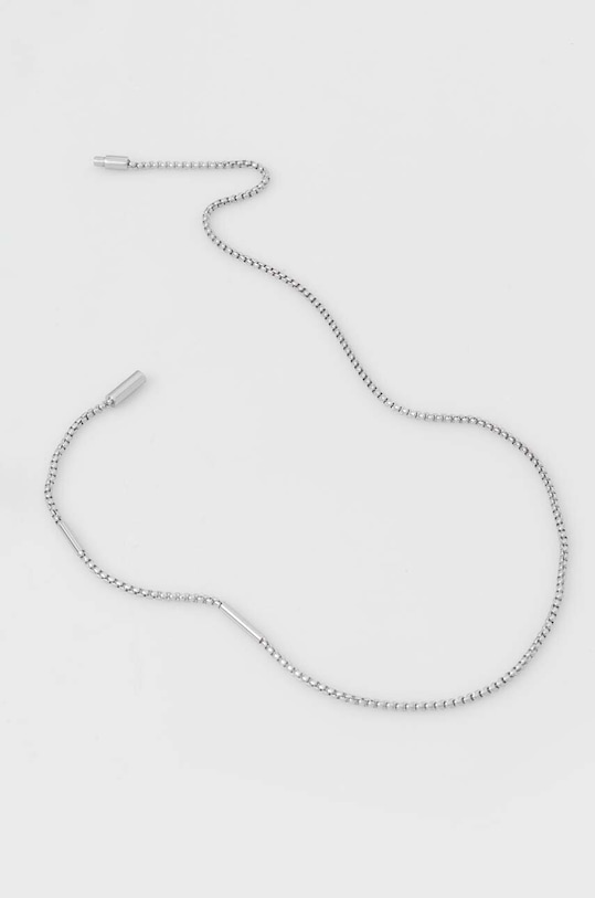 Ожерелье Calvin Klein, серебряный
Ожерелье Calvin Klein, серебряный