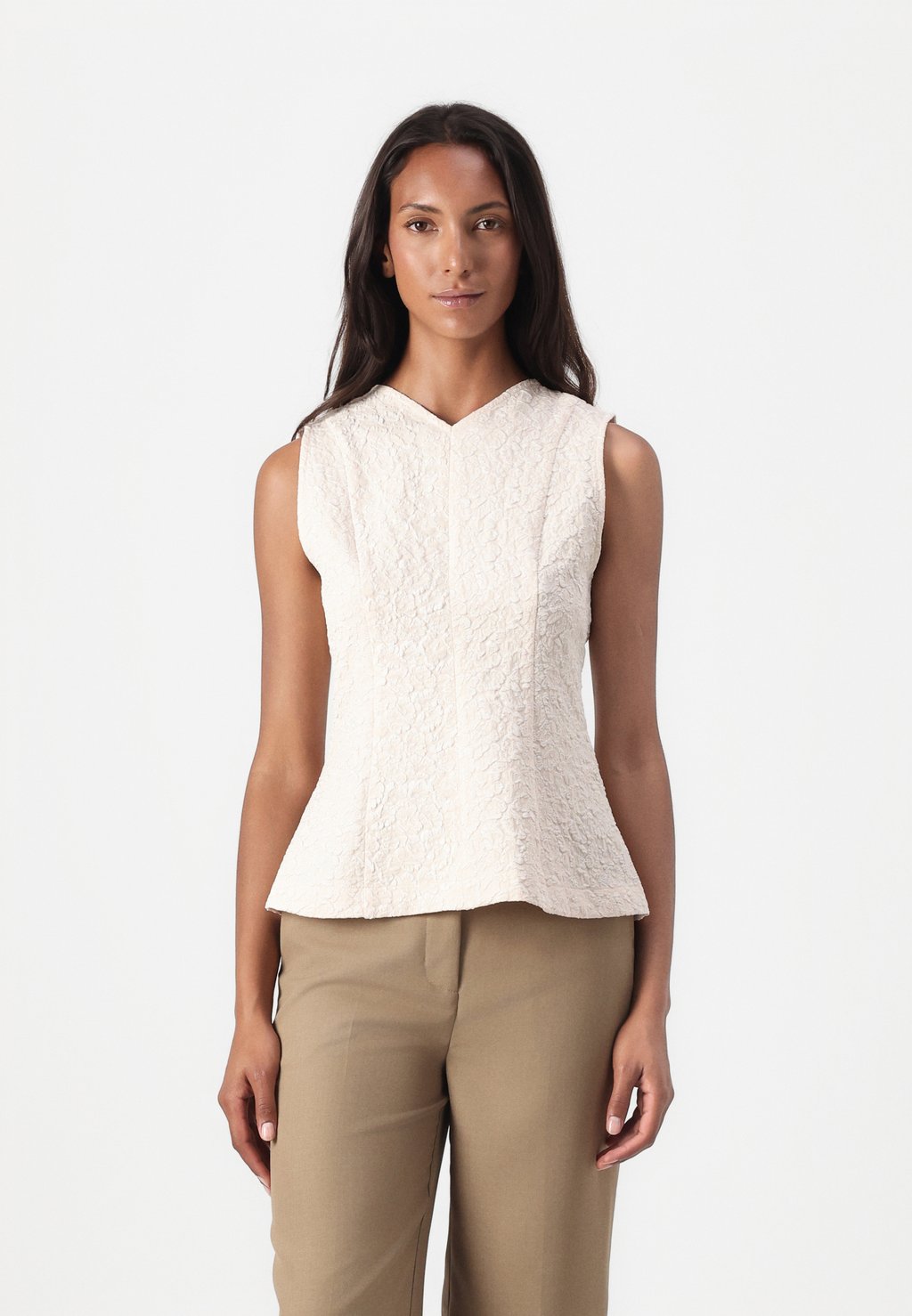 Топ HOLLIS - Blouse Modström, бежевый
Топ HOLLIS - Blouse Modström, бежевый