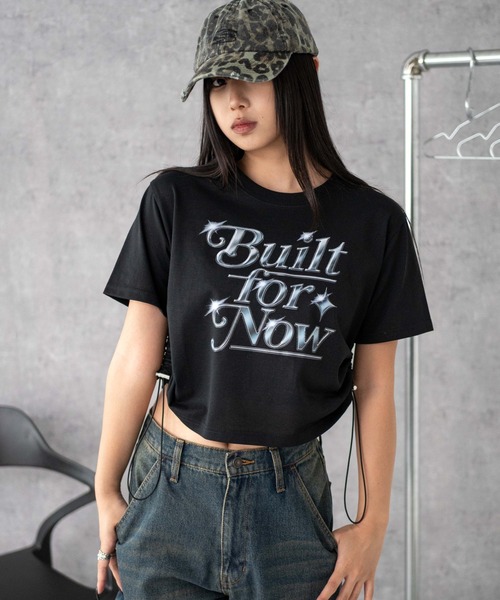 Футболка с принтом и завязками WEGO, черная
Футболка с принтом и завязками WEGO, черная