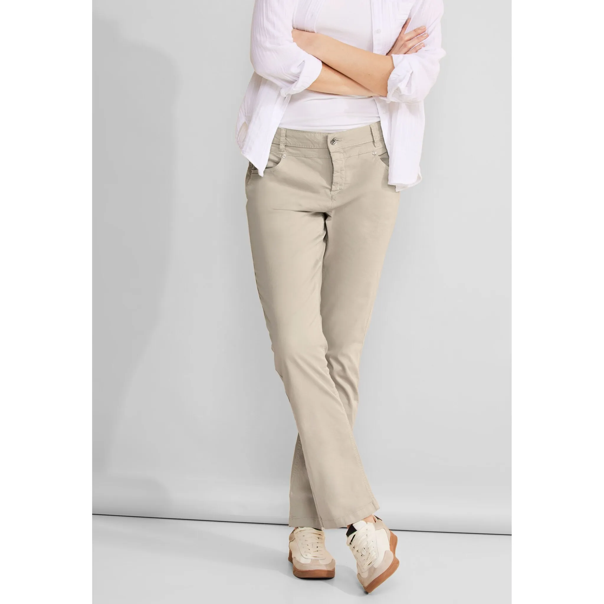 Брюки из ткани STREET ONE, средняя талия, цвет Dolomite Stone
Брюки из ткани STREET ONE, средняя талия, цвет Dolomite Stone