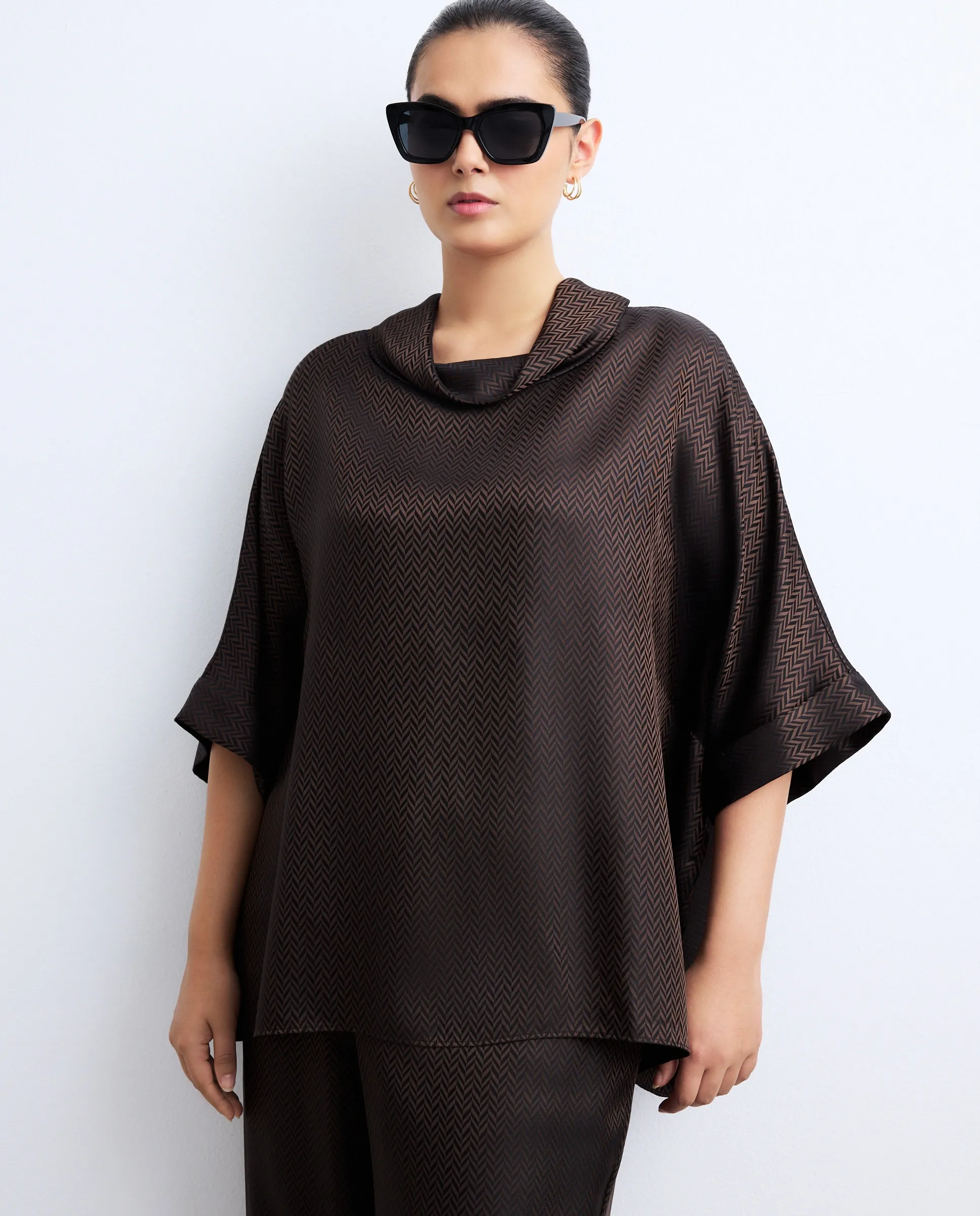 Женская блузка с французским рукавом Couchel, коричневый
Женская блузка с французским рукавом Couchel, коричневый