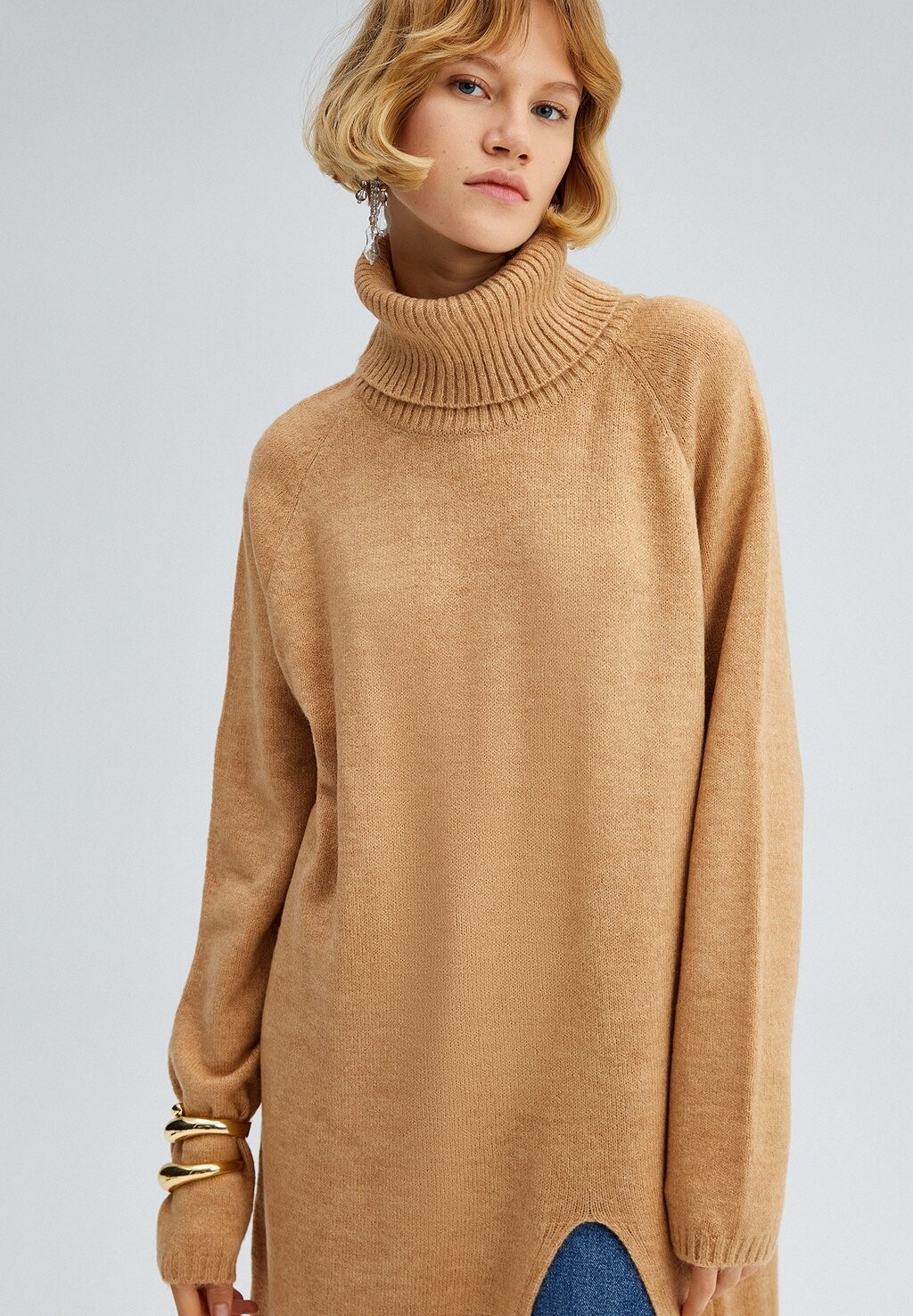 Джемпер TUNIC WITH FRONT SLIT Touché Privé, коричневый
Джемпер TUNIC WITH FRONT SLIT Touché Privé, коричневый