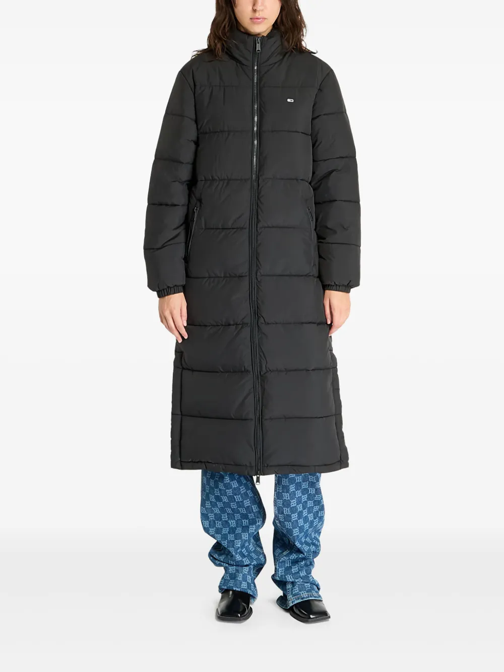 Пуховик с нашивкой-логотипом Tommy Hilfiger, черный
Пуховик с нашивкой-логотипом Tommy Hilfiger, черный