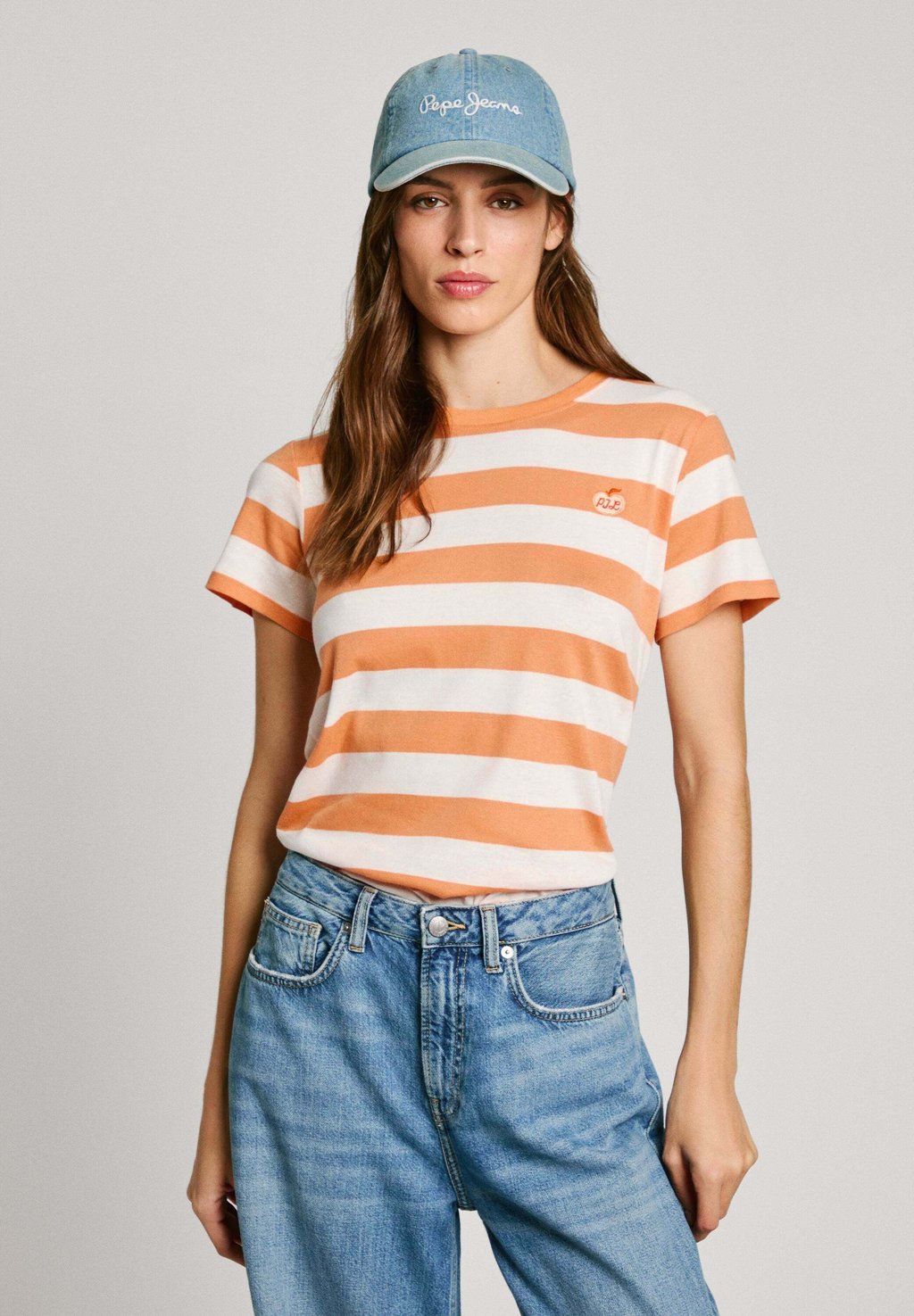 Футболка с принтом JINX Pepe Jeans, оранжевый
Футболка с принтом JINX Pepe Jeans, оранжевый