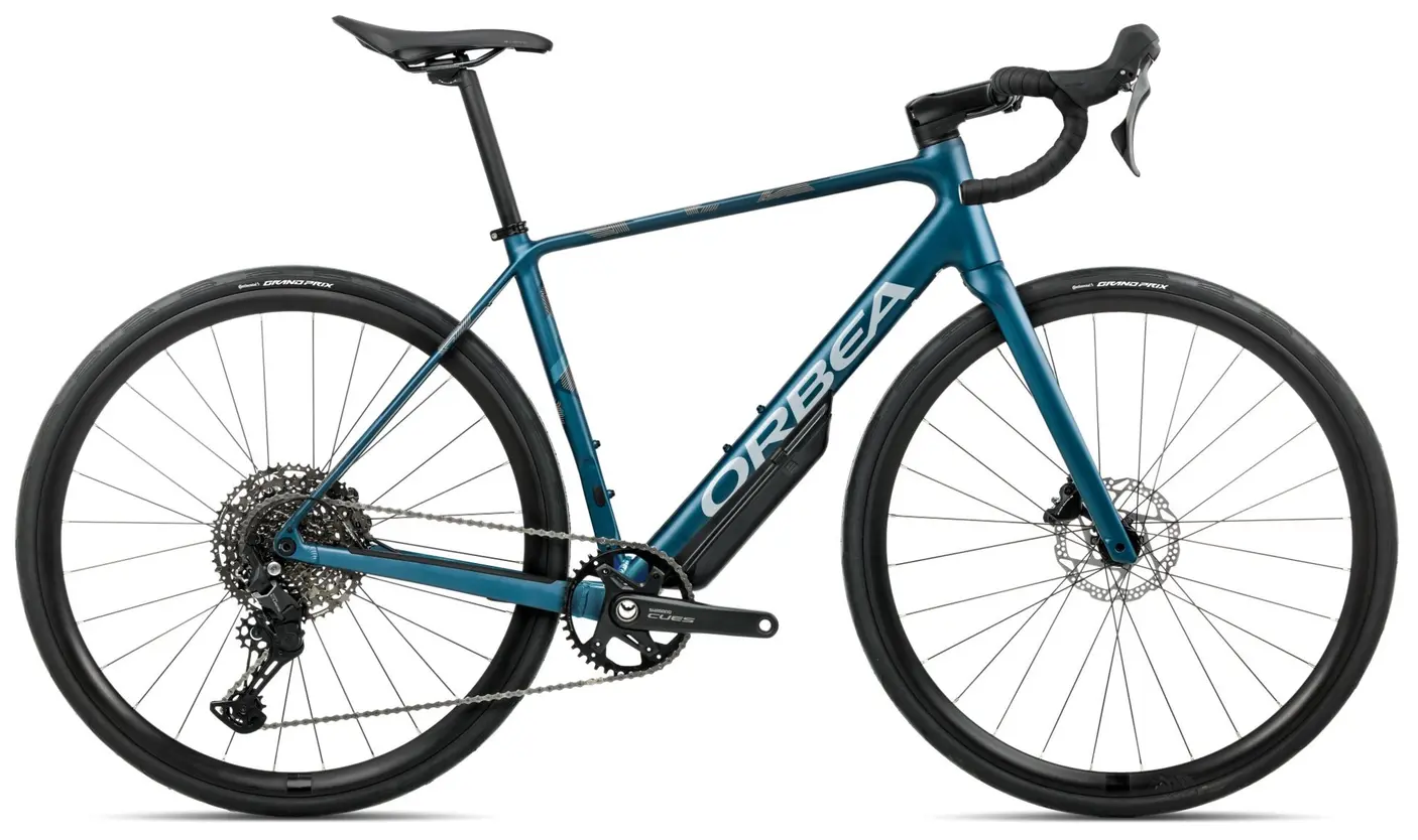 Гоночный велосипед Orbea avant h45 1x (2026) - rennrad - slate blue (matt) - halo silver (gloss)
Гоночный велосипед Orbea avant h45 1x (2026) - rennrad - slate blue (matt) - halo silver (gloss)